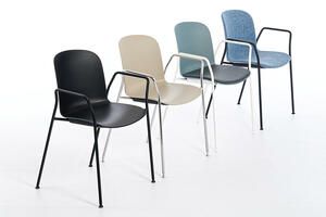 Alle Stühle der Familie Adria lassen sich kombinieren